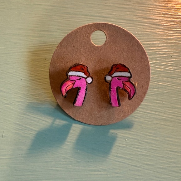 Pink Flamingo Santa Hat Earrings - Picture 1 of 3